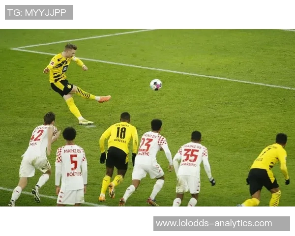 德甲激战莱比锡与多特蒙德战成平局乌龙球引发全场热议与转会传闻